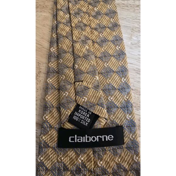 Claiborne Men's 100% Silk Diamonds Neck Tie Gold Blue Gray Classic 3 7/8" x 57" - Picture 4 of 6